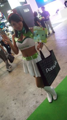 Babes mobiles smartphones tablette jeux independants TGS 2013 Tokyo Game Show 22.09 (43)