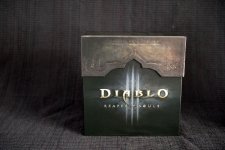 Diablo-III-Reaper-of-Souls-unboxing-0012