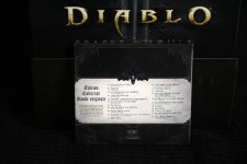 Diablo-III-Reaper-of-Souls-unboxing-0027