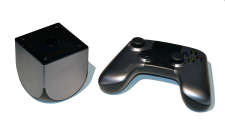 Ouya_video_game_microconsole_(9172860385)_with_transparency