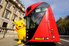 Pikachu & Bus 2