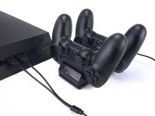 PlayStation PS4 accessoire japon station recharge 22.01.2014  (10)